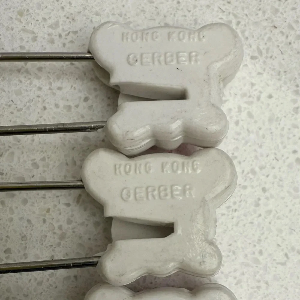 Set of 4 Vintage Bear Diaper Pins White Bears Red Bow Ties Nursery Retro Baby - Picture 6 of 7